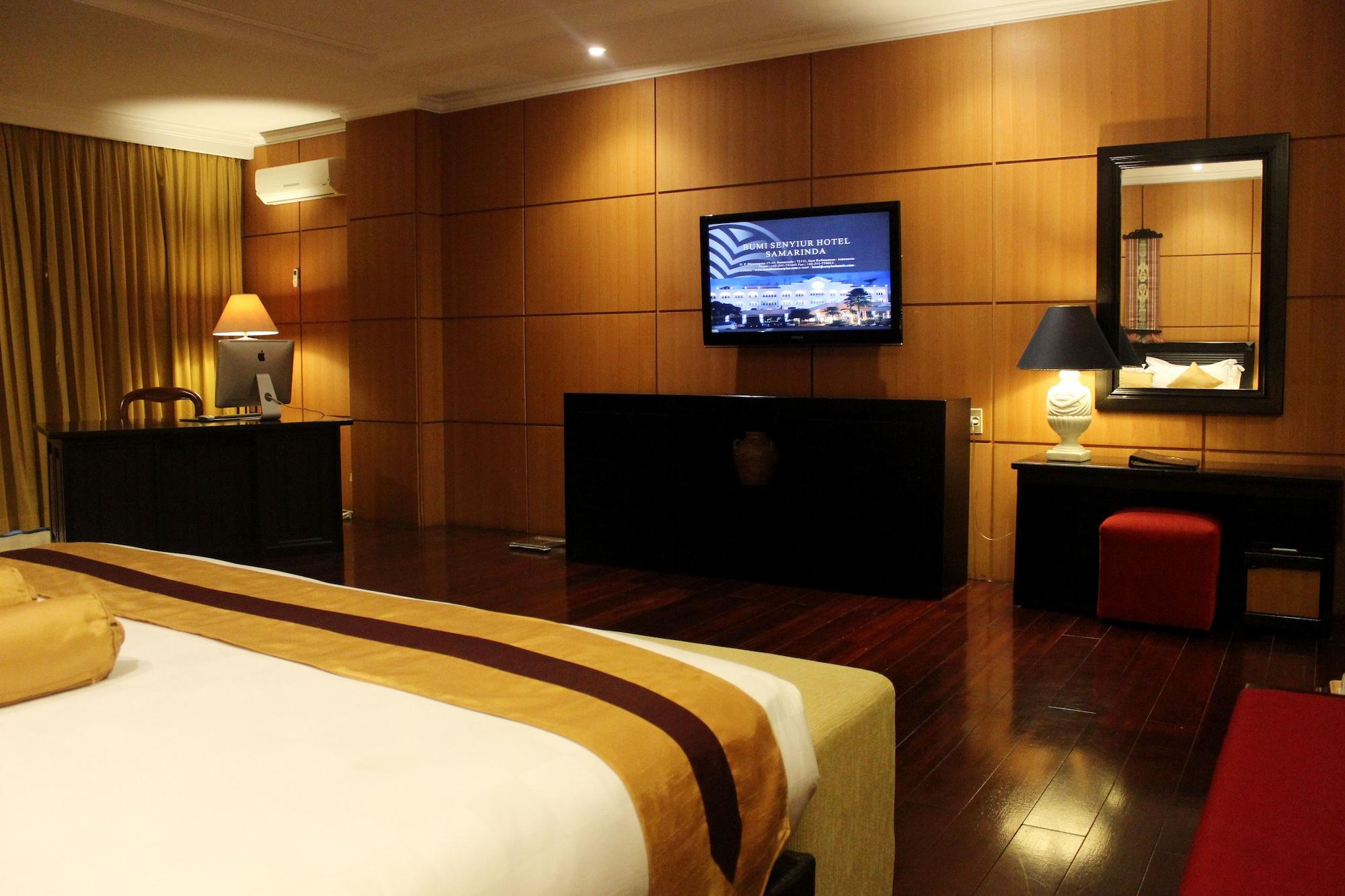 Bumi Senyiur Hotel Samarinda Eksteriør bilde